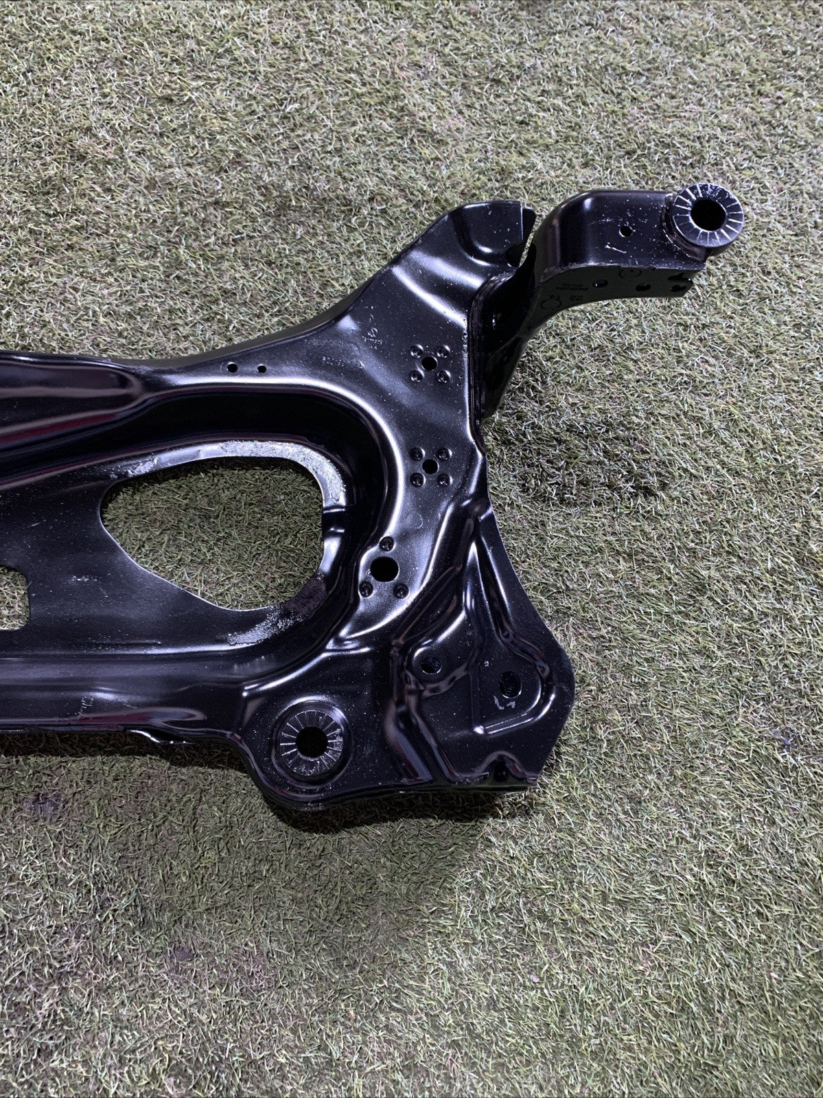 Culla Motore Volkswagen Golf 7 1.6 Diesel 5Q0199315R (2)