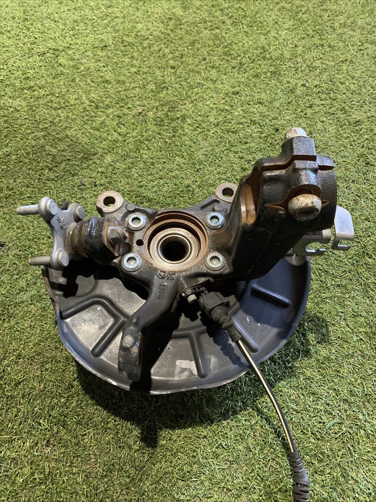 Mozzo Montante Fusello Anteriore Destro Audi Q3 8UB 2014-2018 2.0 Diesel