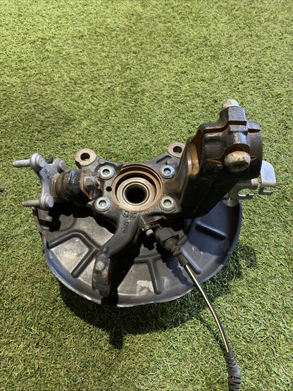 Mozzo Montante Fusello Anteriore Destro Audi Q3 8UB 2014-2018 2.0 Diesel