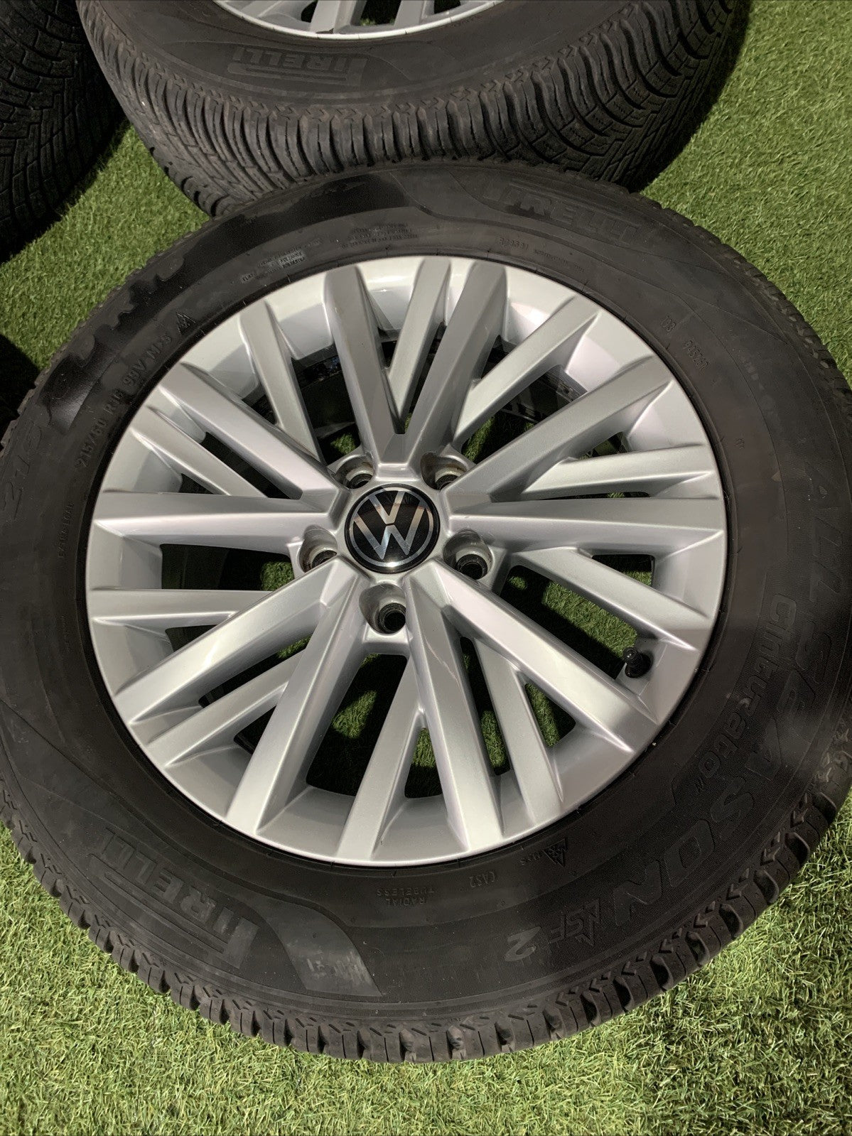 Cerchi In Lega Da 16 Con Gomme Volkswagen T-Roc 2GA601025AA