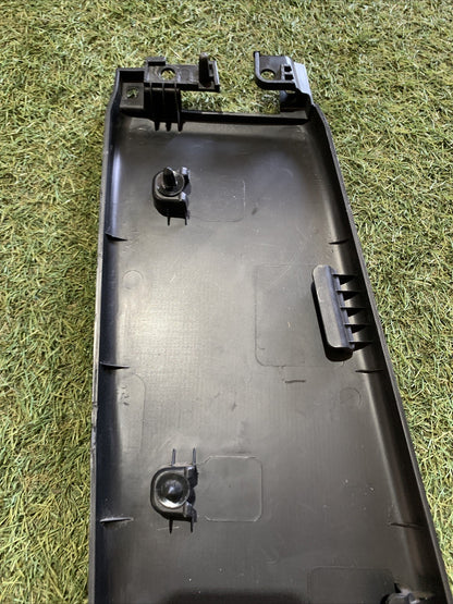 RIVESTIMENTO MONTANTE INT. CENTRALE INF. DESTRO FIAT PANDA 3° SERIE- 735490416