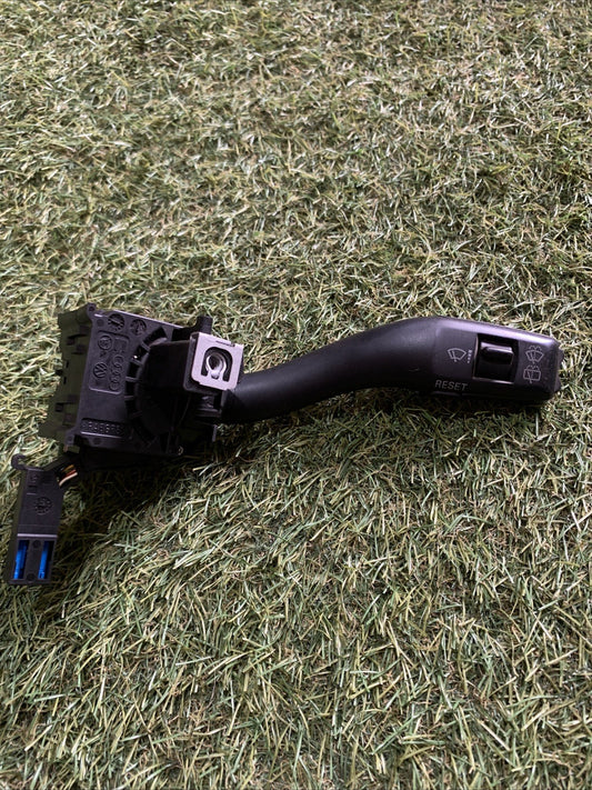 DEVIOLUCI DESTRO PER AUDI A3 Serie (8P1) 8P0953519A (05>08)