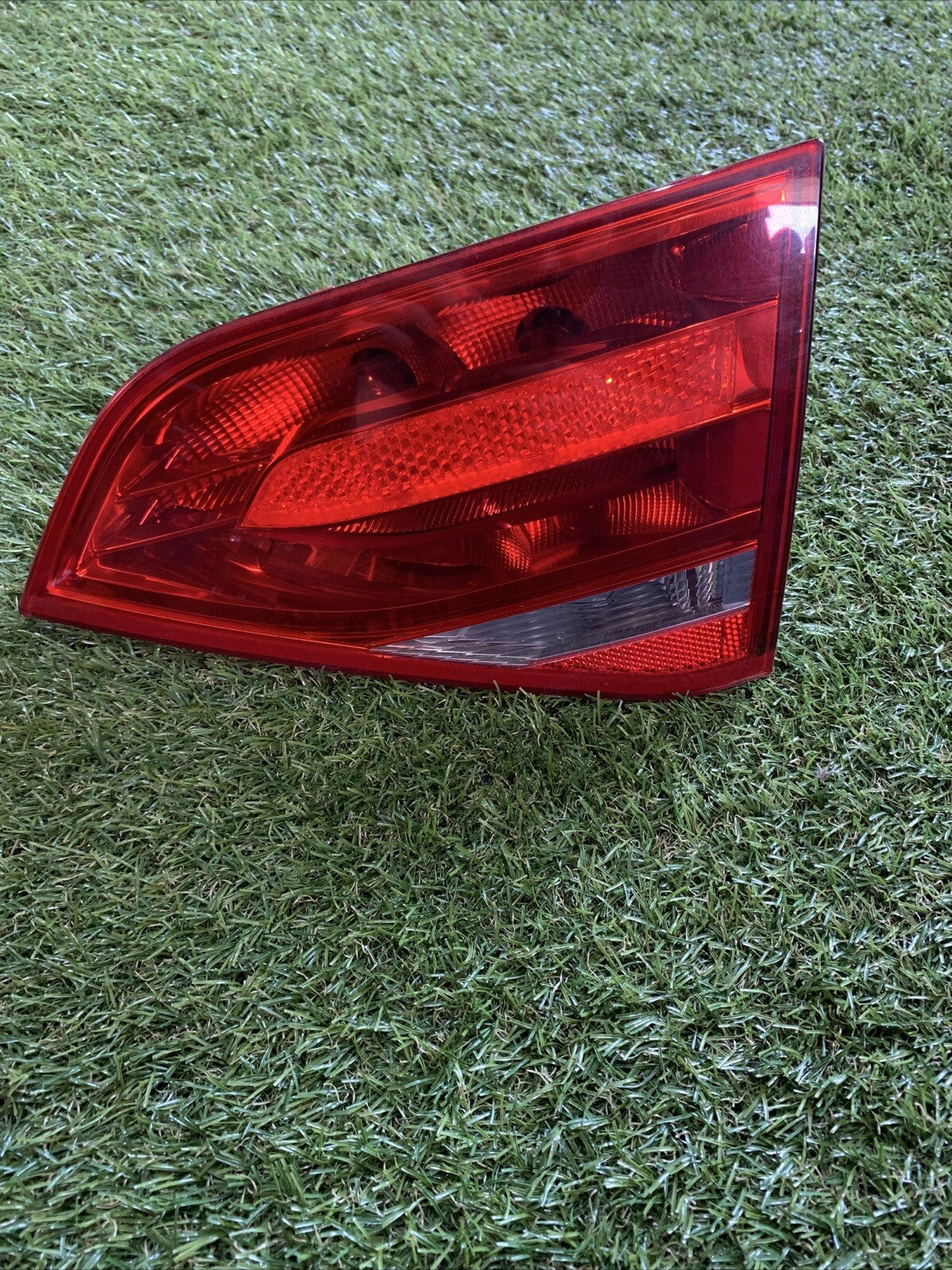 8K0945094D FARO FANALE POSTERIORE DESTRO PARTE INTERNA AUDI A4 2010 BERLINA