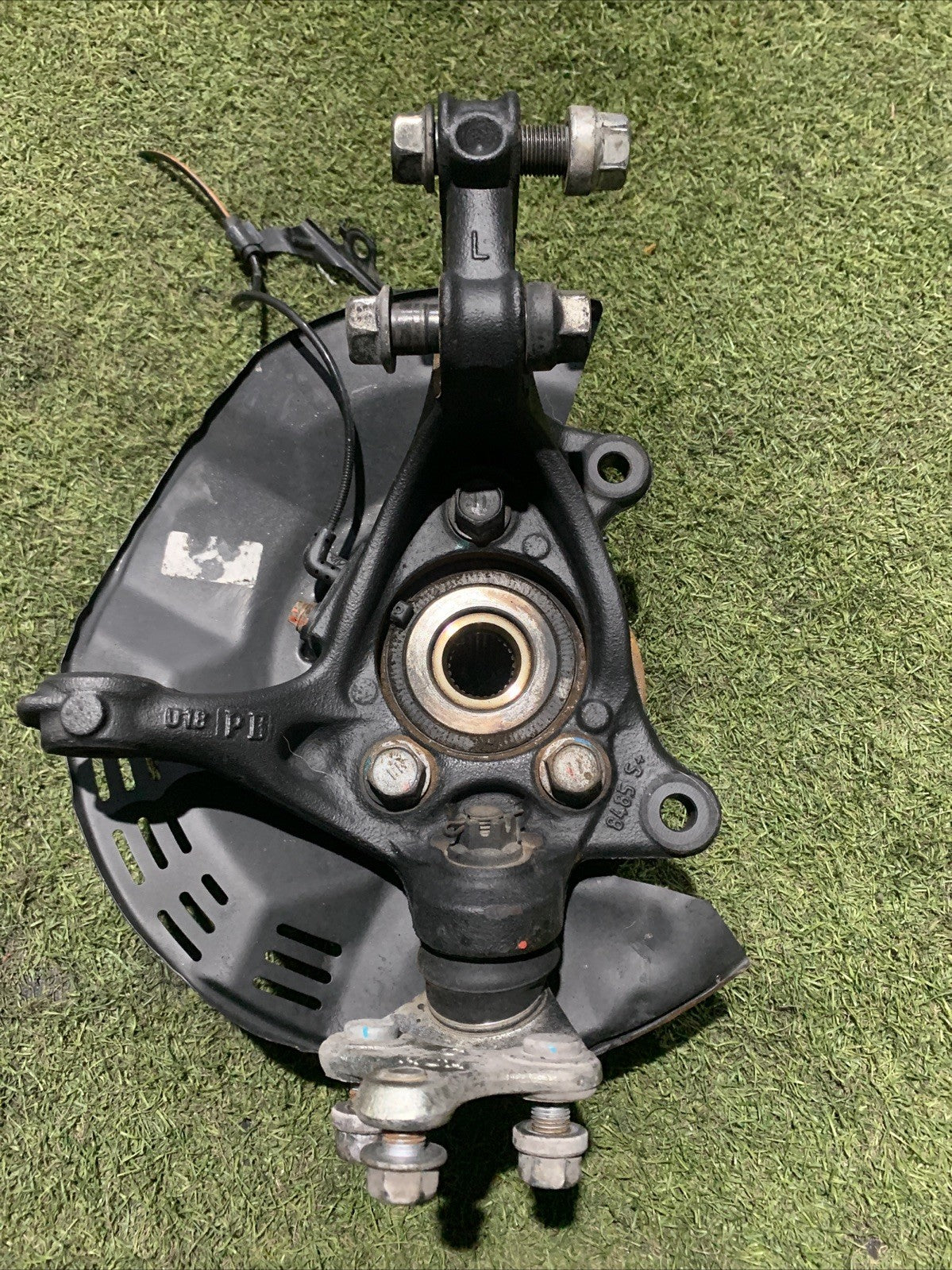 MOZZO MONTANTE FUSELLO ANTERIORE SINISTRO TOYOTA C-HR 2016-2019 1.8 HYBRID