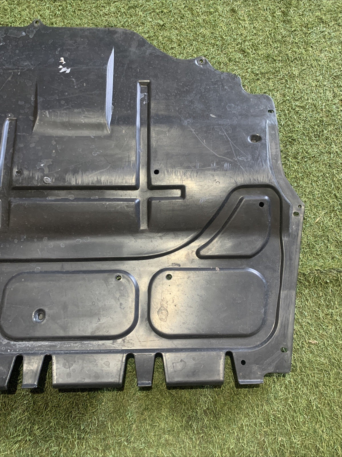 PROTEZIONE SOTTO MOTORE VOLKSWAGEN POLO 6R 2010 6R0825902