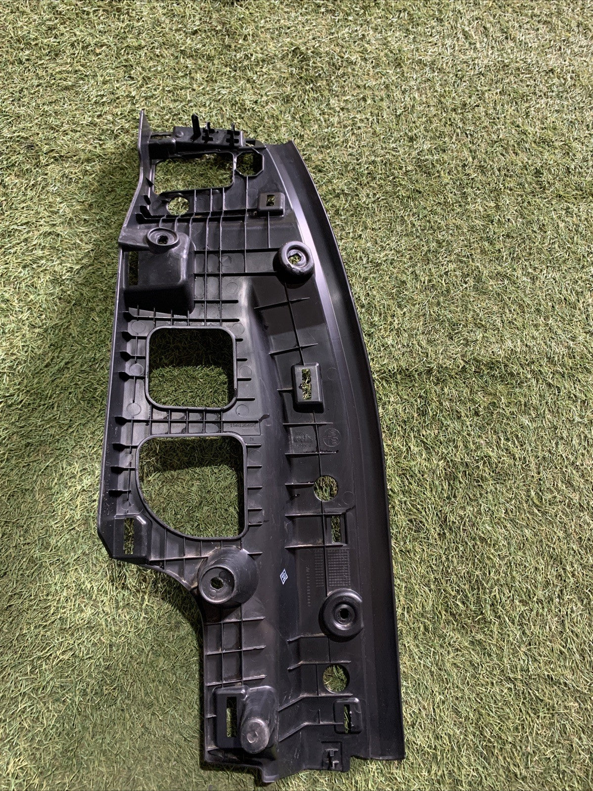SUPPORTO SCHIENALE POST DX ALFA ROMEO STELVIO COD 156135891