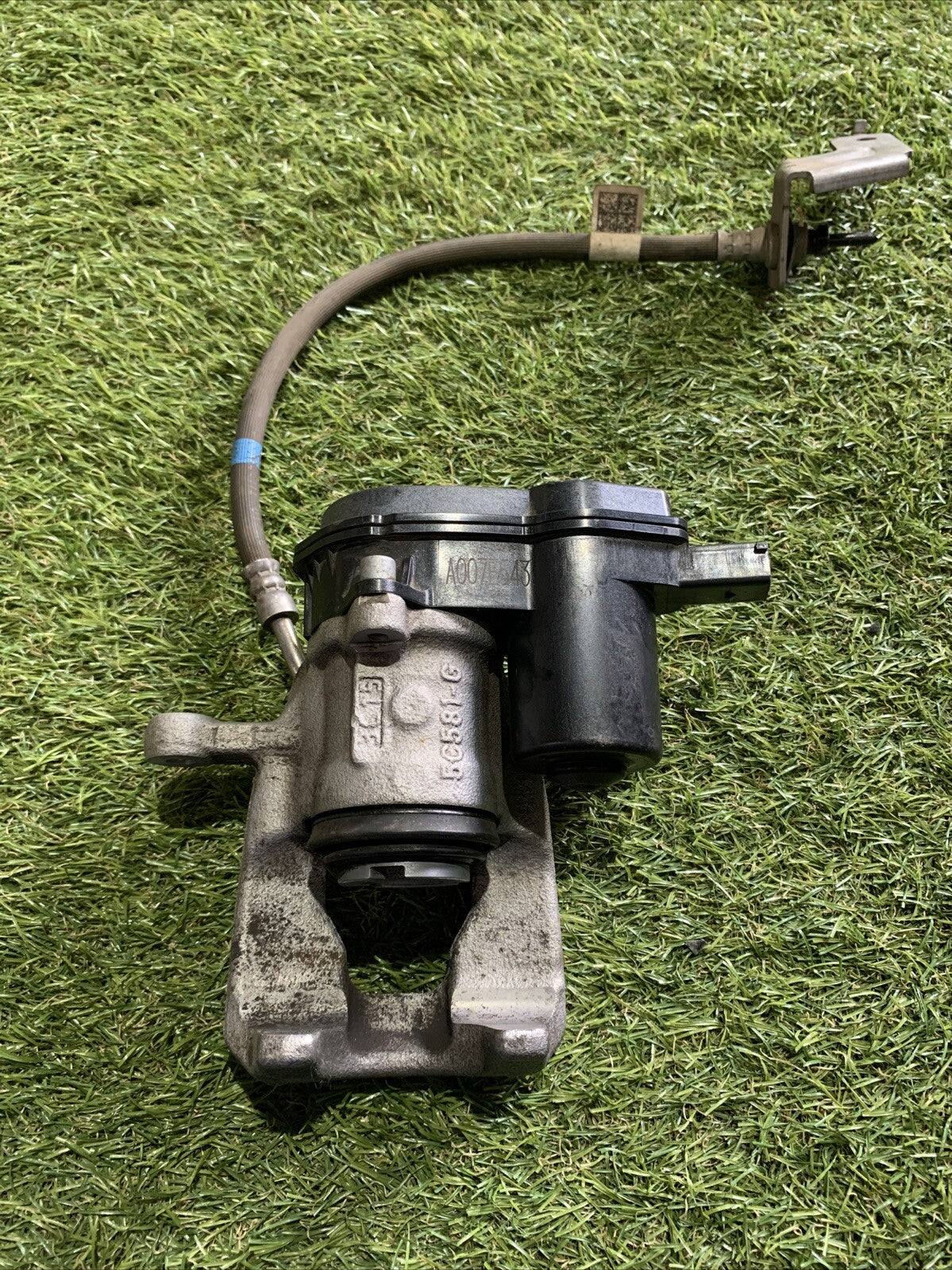 58210N7600 PINZA FRENO POSTERIORE SX ELETTRICA KIA SPORTAGE (NQ5) 1.6 HYBRID