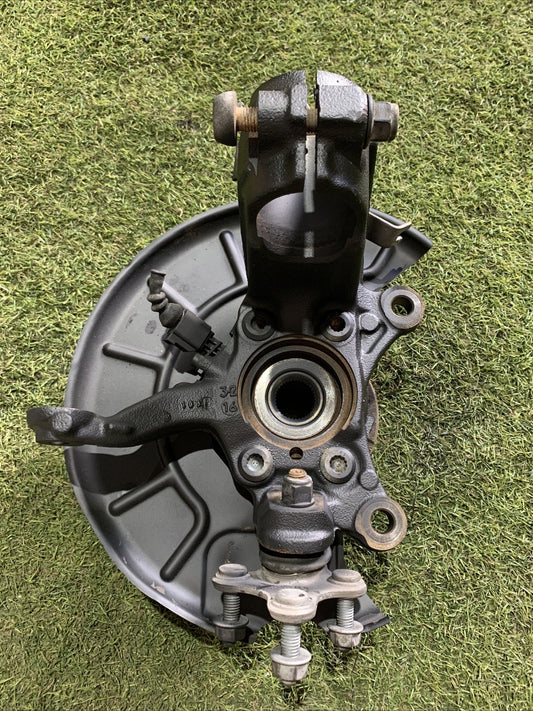 Mozzo Montante Fusello Anteriore Sinistro Audi Q3 8UB 2014-2018 2.0 Diesel