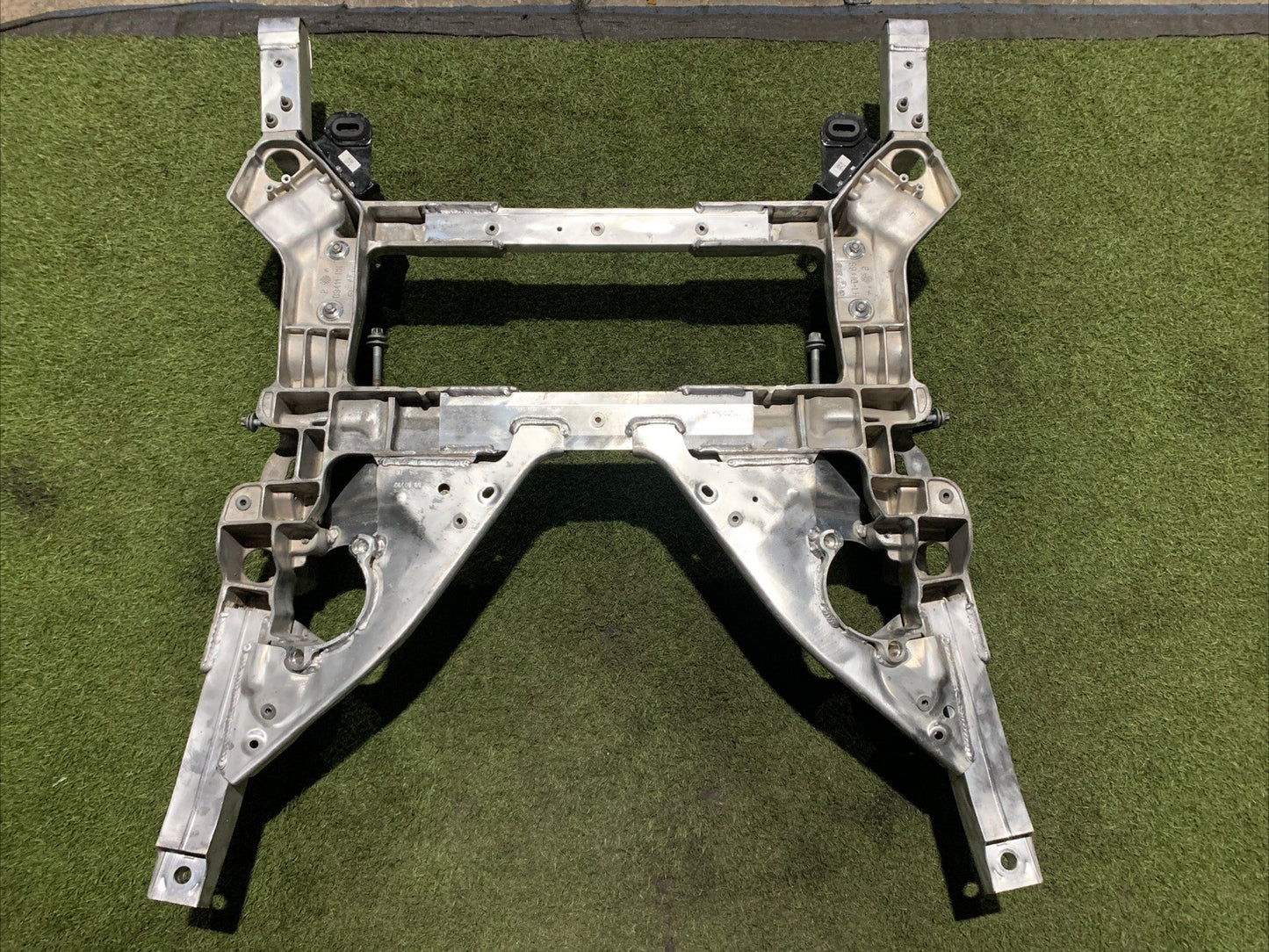 Culla assale slitta motore anteriore Alfa Romeo Stelvio 00505505910 (2)