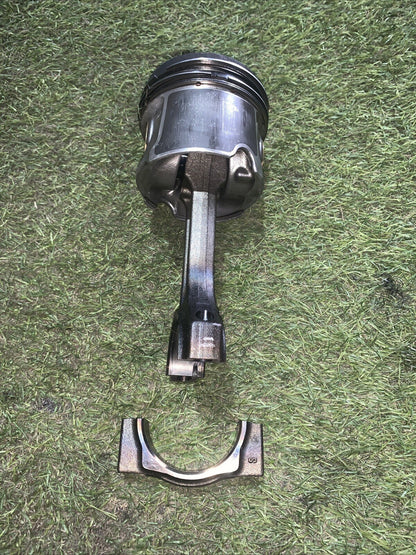 Pistone Con Biella Bmw G20 2.0 190 CV 858051504 (2)