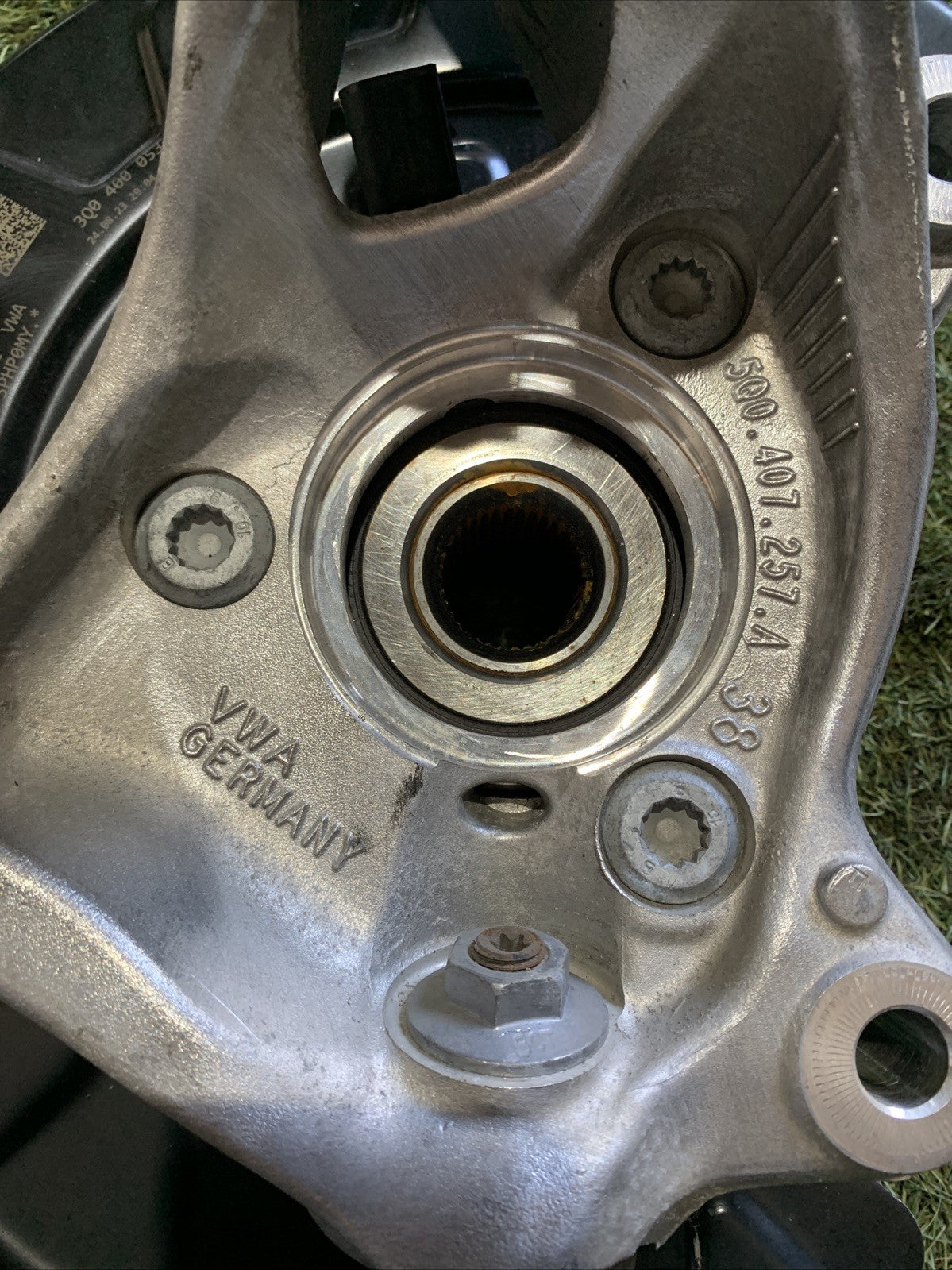 Mozzo Montante Fusello Anteriore Sinistro Volkswagen T-Roc 2023 2.0 Diesel