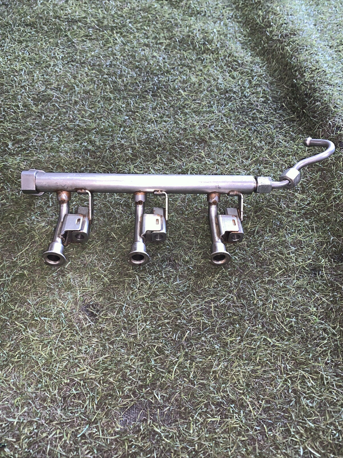 CM5G-9H487-HB TUBO INIEZIONE BENZINA FORD B-MAX 1.0 TURBO BENZINA