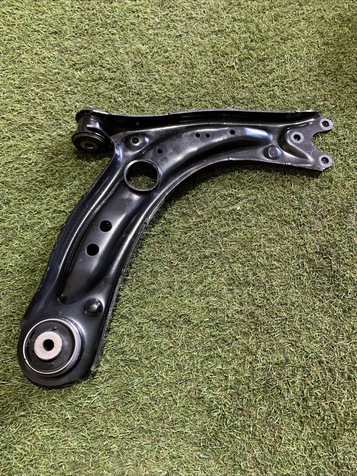 Braccio Oscillante Anteriore Sinistro Volkswagen Golf 7 2.0 Diesel 81A407151F