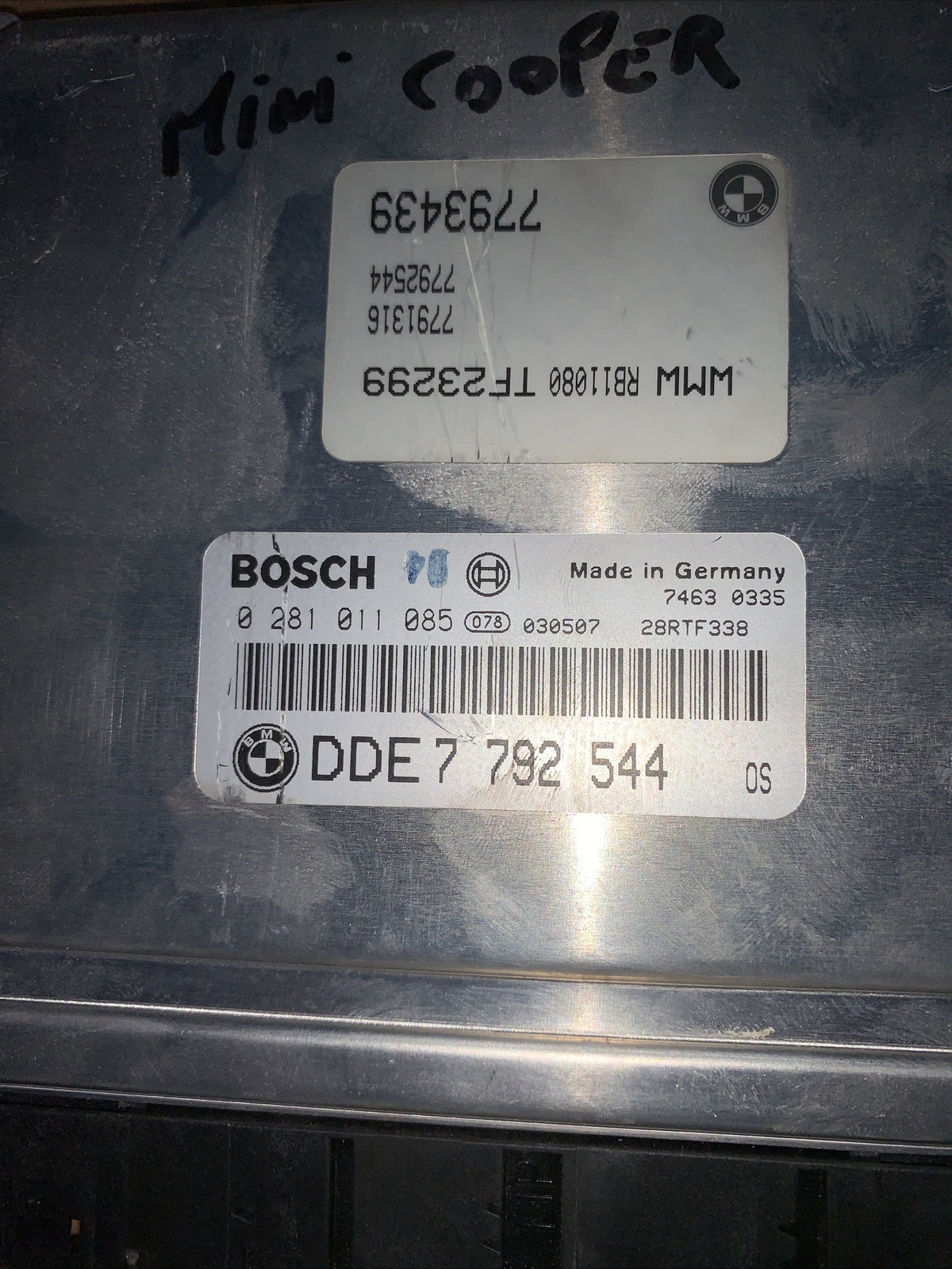 CENTRALINA MOTORE MINI ONE R50 1.4 D (2003 > 2006) BOSCH 0281011085 - DDE7792544