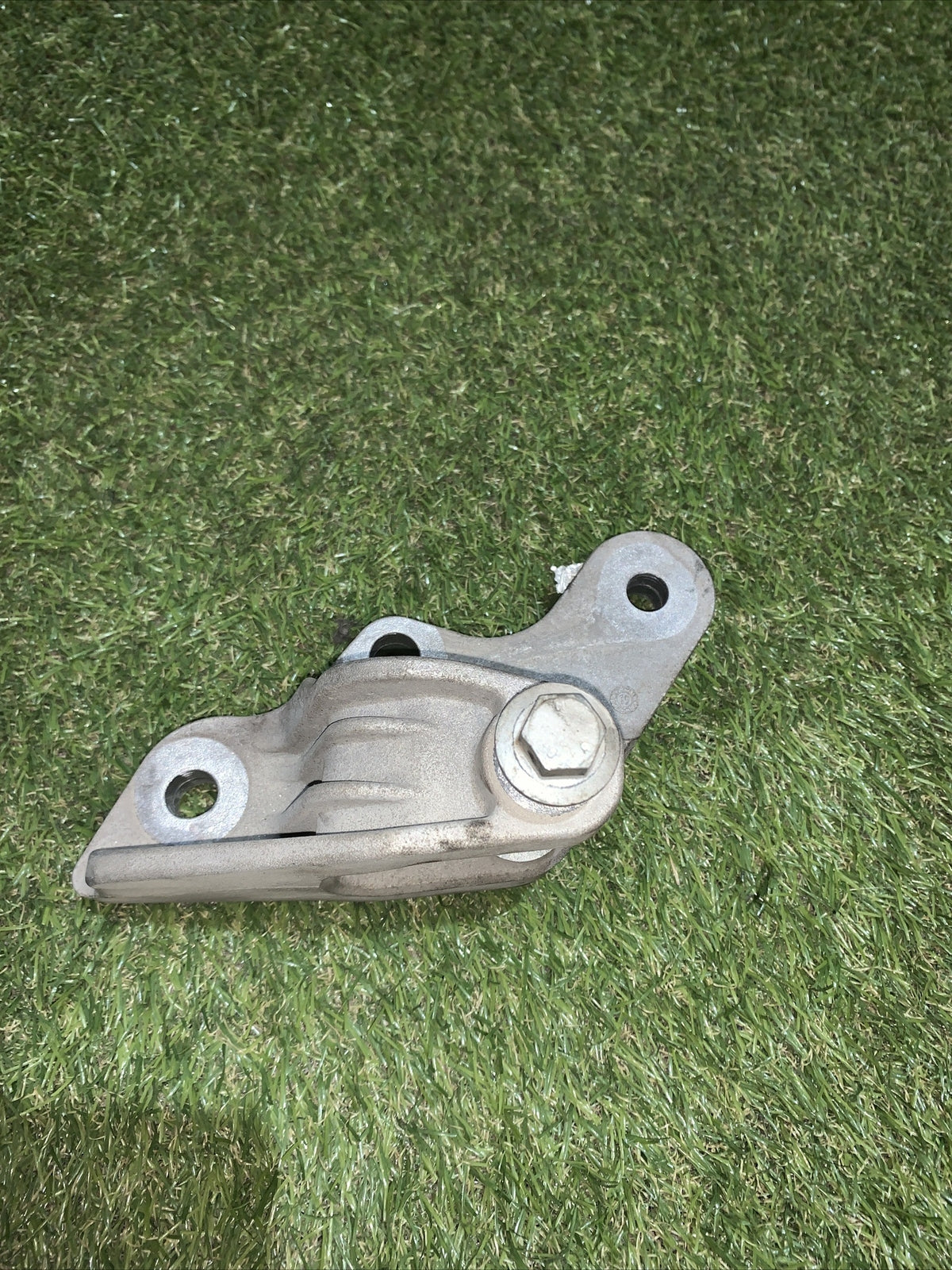 FORD FIESTA MK7 1.0 Staffa di montaggio cambio H1BG-6P082-AE  2019