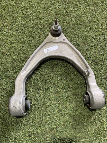 Braccio Oscillante Superiore Anteriore Destro Maserati Levante 06700319940