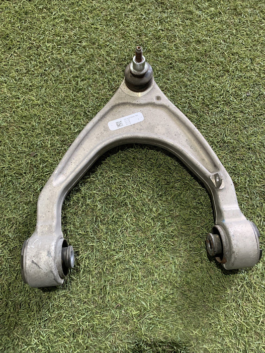 Braccio Oscillante Superiore Anteriore Destro Maserati Levante 06700319940