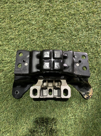 SUPPORTO MOTORE PER VOLKSWAGEN T-Roc Serie 5Q0199555BG Diesel 1600 (17>)