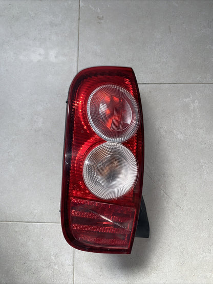 Stop fanale Posteriore sinistro lato Guida per Nissan Micra 4 Serie (2003