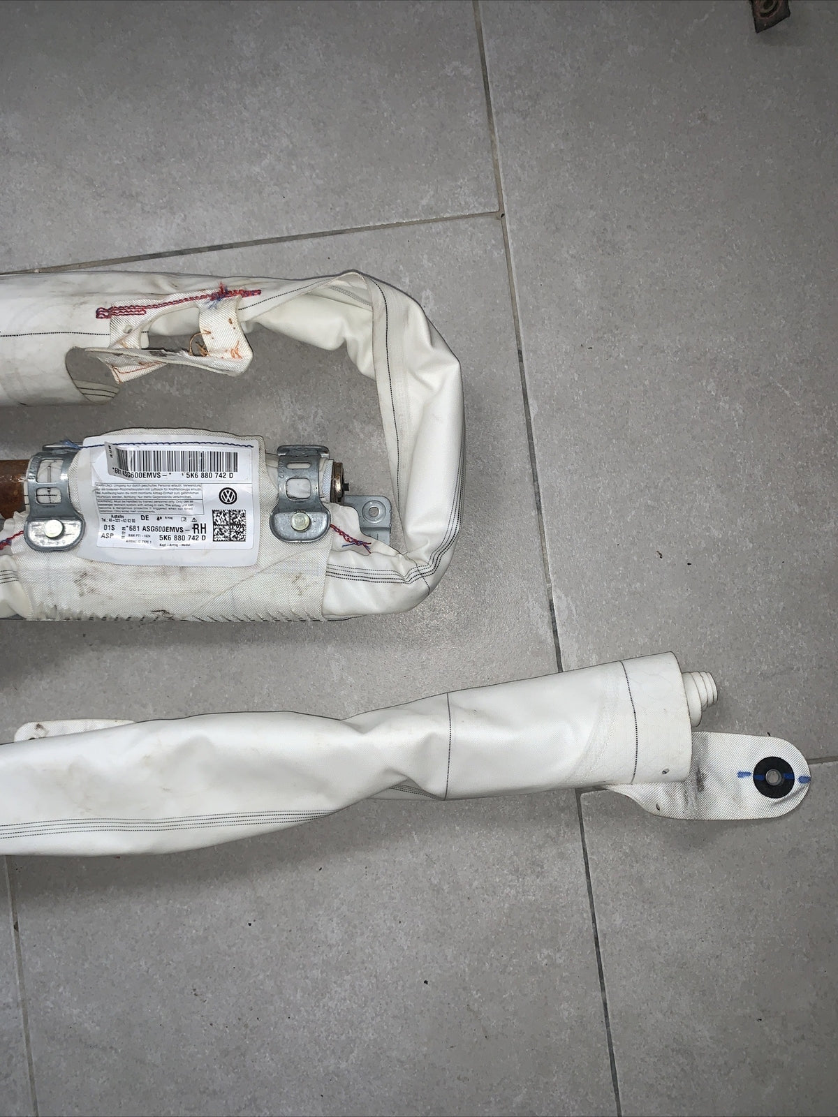 Carica airbag tetto tendina destra VOLKSWAGEN GOLF 5K6880742D (2008- 2013)