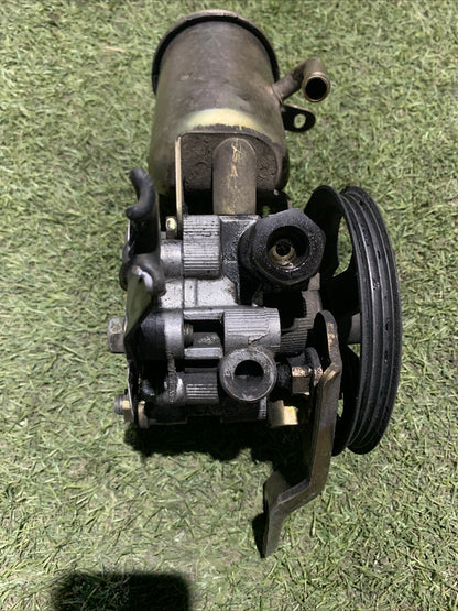 Pompa idroguida toyota yaris 1400 d4d 75 cavalli 1999/2006 (2)