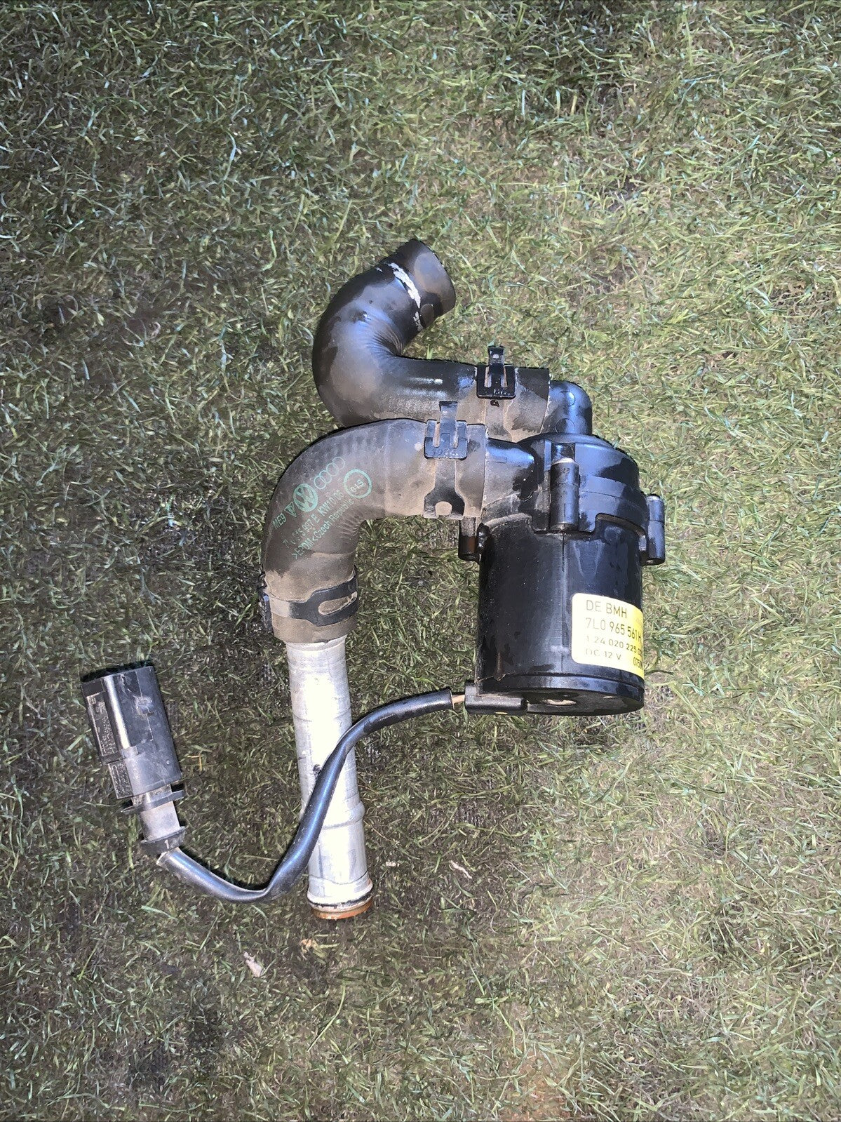 7L0965561H POMPA ACQUA SECONDARIA AUDI Q7 (4L) 3.0 DIESEL