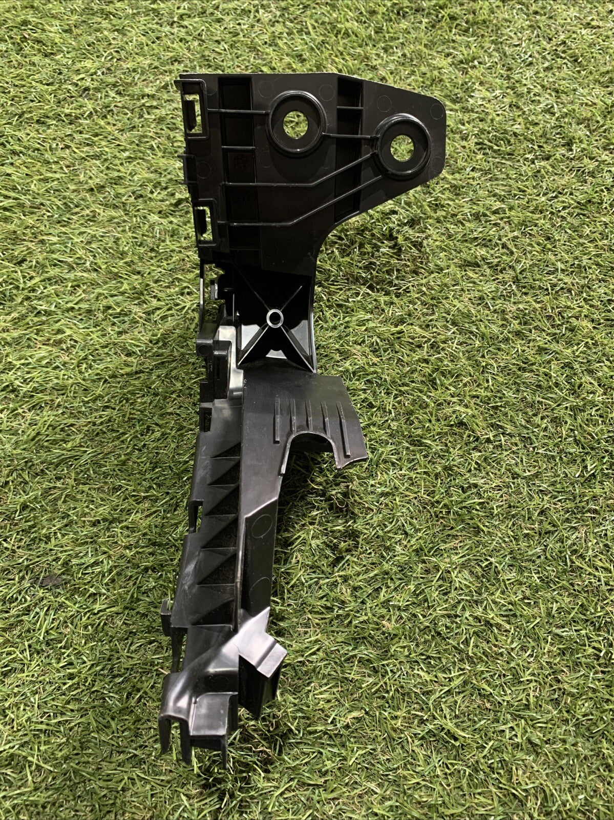 5H6807394E SUPPORTO PARAURTI POSTERIORE LATO DESTRO VOLKSWAGEN GOLF 8 2.0 D