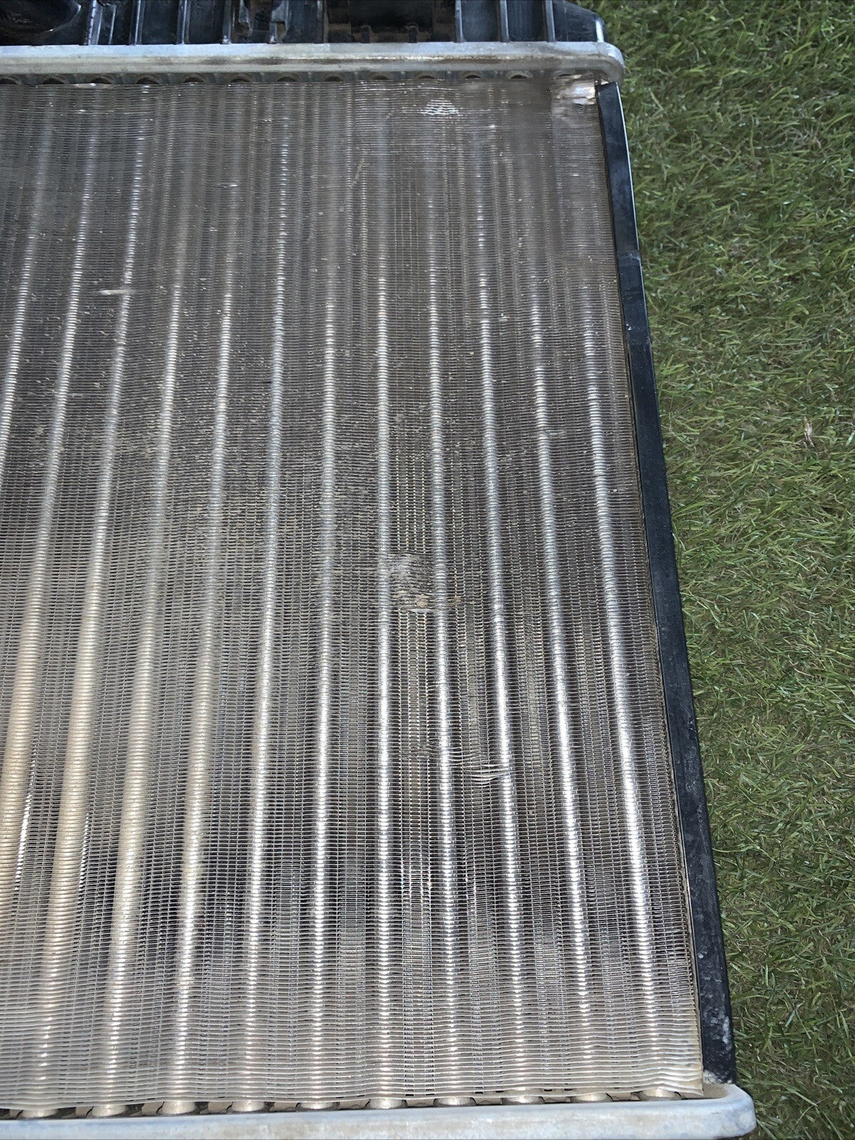 Radiatore Acqua Ford Fiesta 2010 1.4 Diesel Non Originale