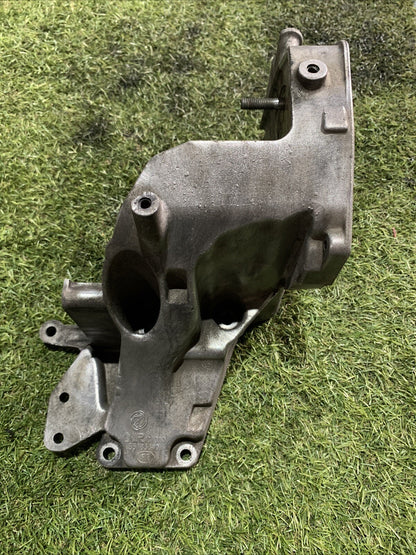 Supporto Pompa Iniezione Fiat Multipla 1.9 55183840