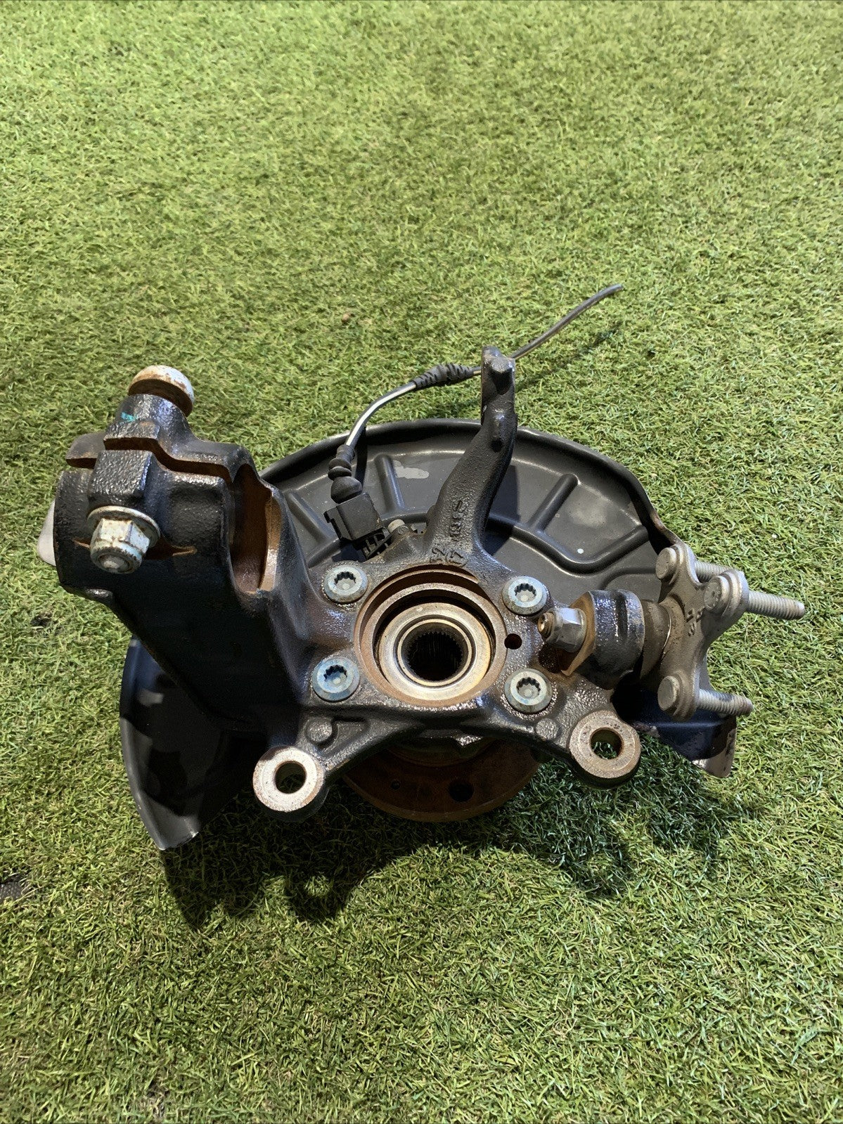 Mozzo Montante Fusello Anteriore Destro Audi Q3 8UB 2014-2018 2.0 Diesel