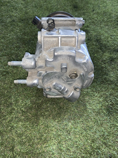 AP31-19D629-AC COMPRESSORE ARIA CONDIZIONATA FORD FIESTA 6 Serie 1.4 Diesel