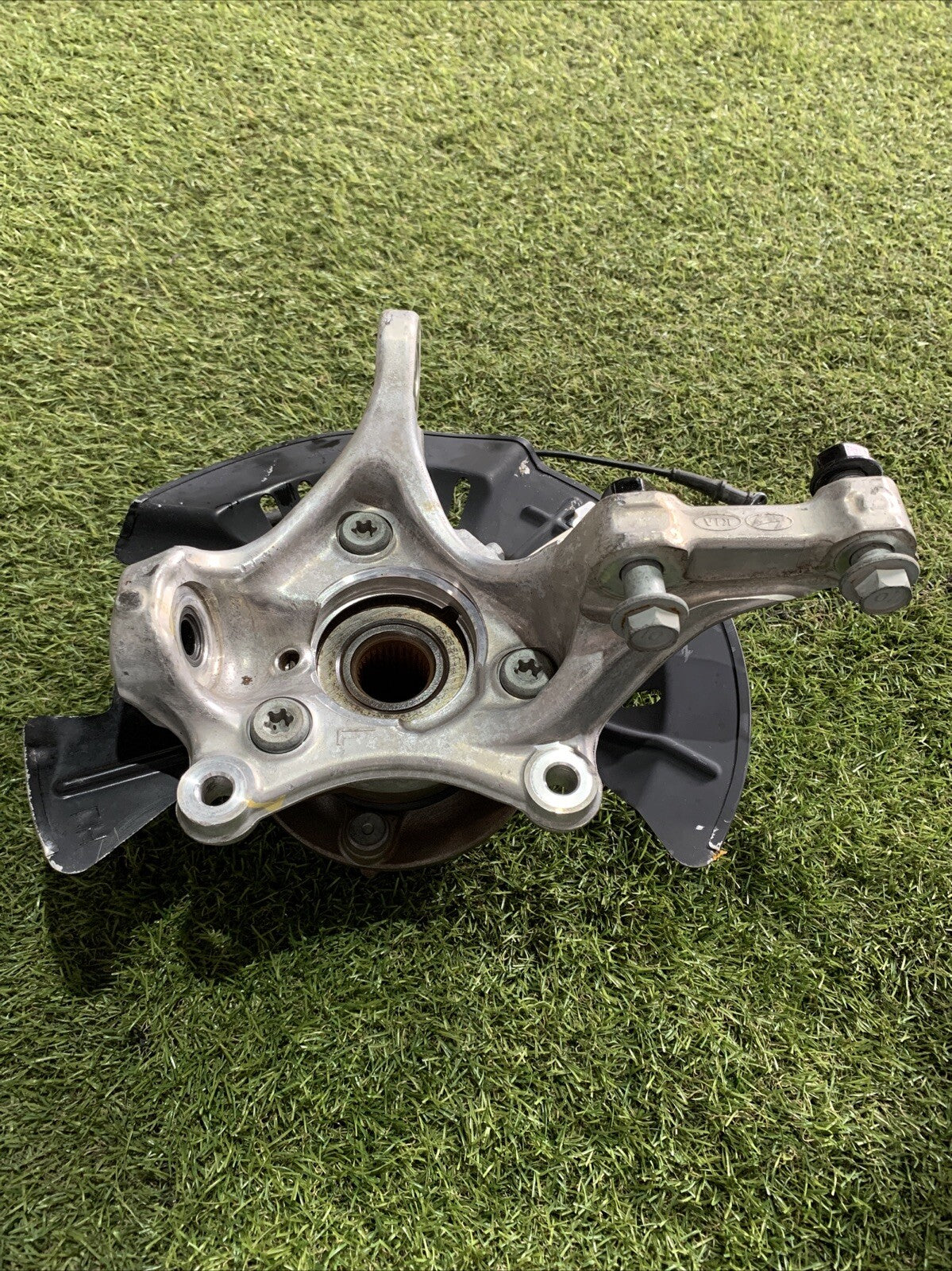 MOZZO MONTANTE ANTERIORE SINISTRA HYUNDAI KONA ELETTRICA EM16 51705K4100 2020