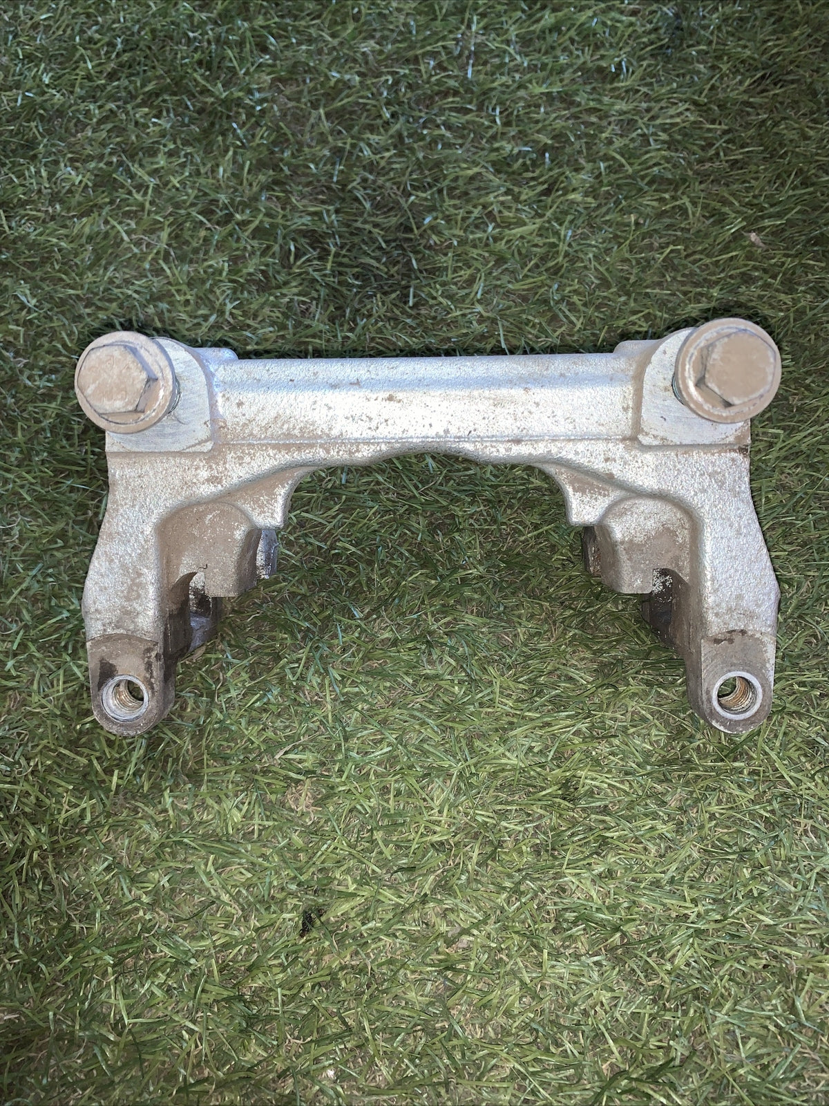 porta pinza posteriore Dx ford Kuga 2022 2.5 Hybrid