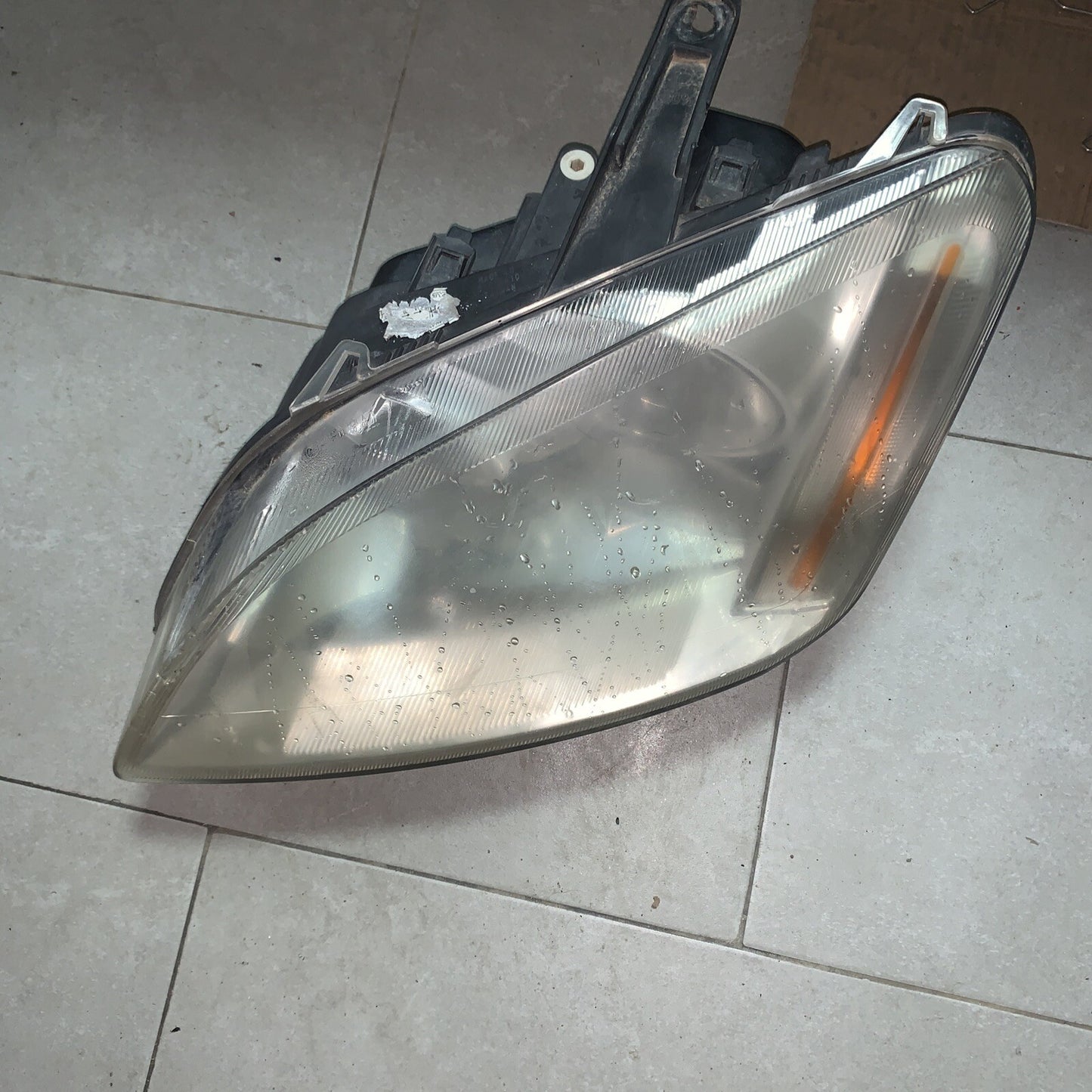 FANALE ANTERIORE SX FORD C - Max 2004