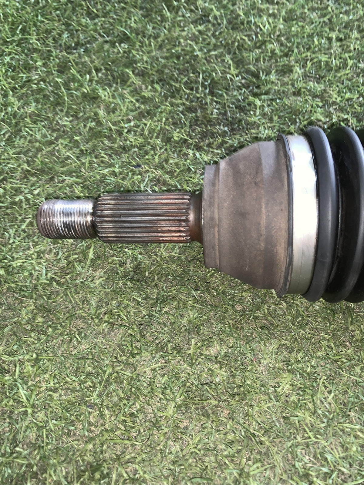 Semiasse Anteriore Sinistro Ford Fiesta 6 Serie 1.4 Diesel 8V51-3B437-AAA (2)