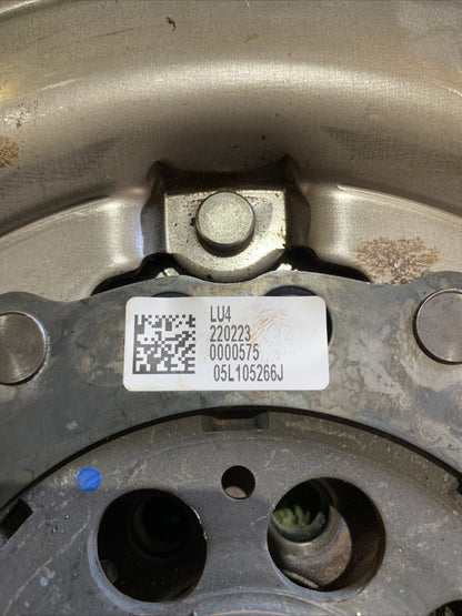 Volano Audi Q3 2020 2.0 Benzina 05L105266J