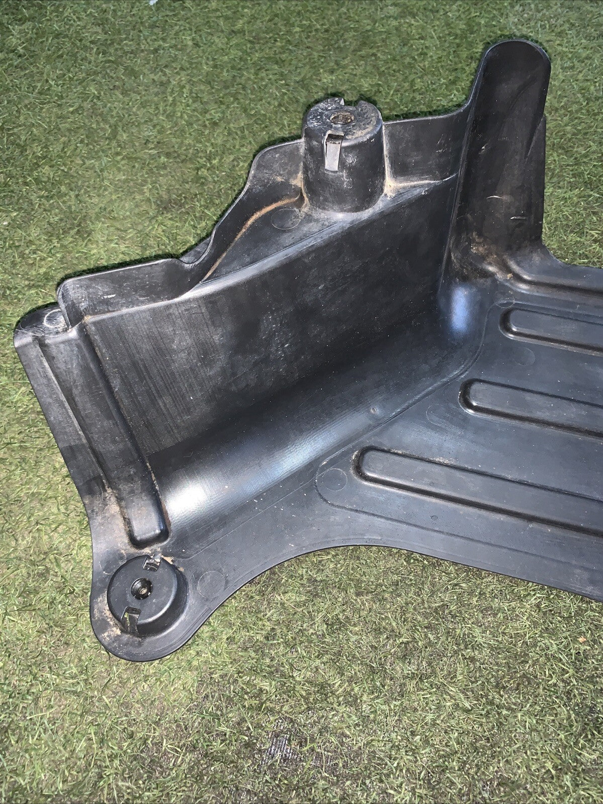 Sotto Scocca Posteriore Destra Volkswagen Polo 2017 2G0825205A