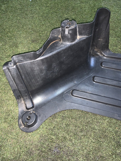 Sotto Scocca Posteriore Destra Volkswagen Polo 2017 2G0825205A