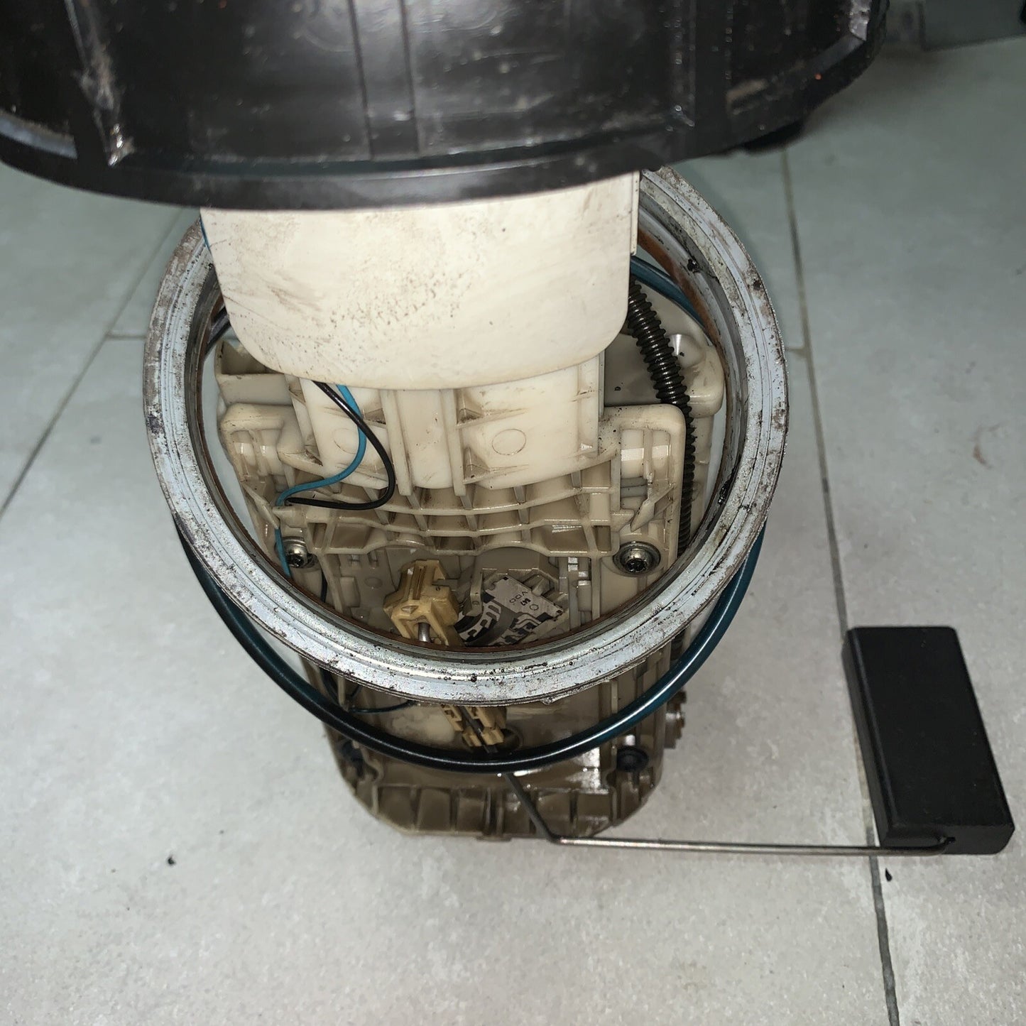 6Q0919050A+220212007002 POMPA CARBURANTE CON GALLEGGIANTE AUDI=SEAT=SKODA=VW