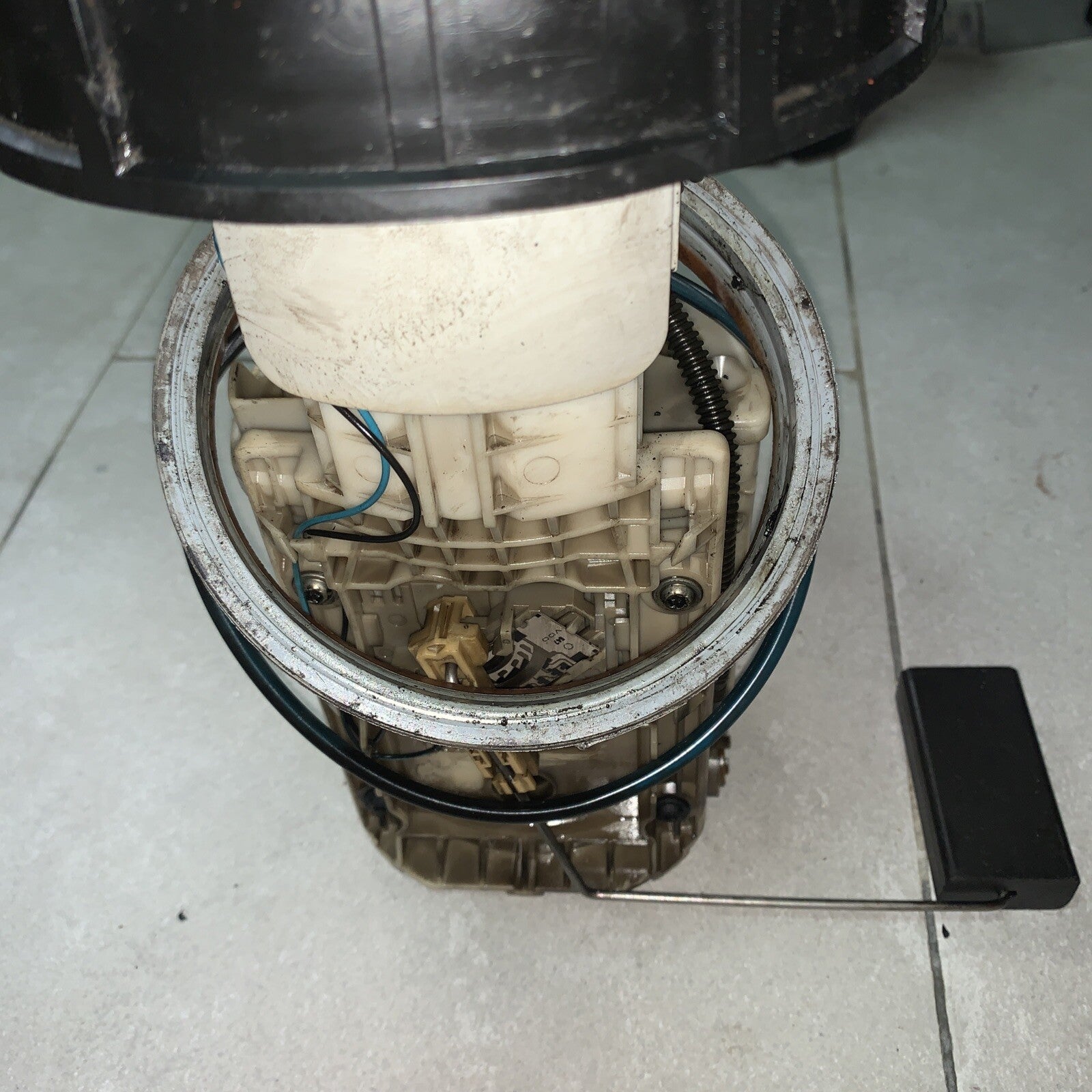 6Q0919050A+220212007002 POMPA CARBURANTE CON GALLEGGIANTE AUDI=SEAT=SKODA=VW