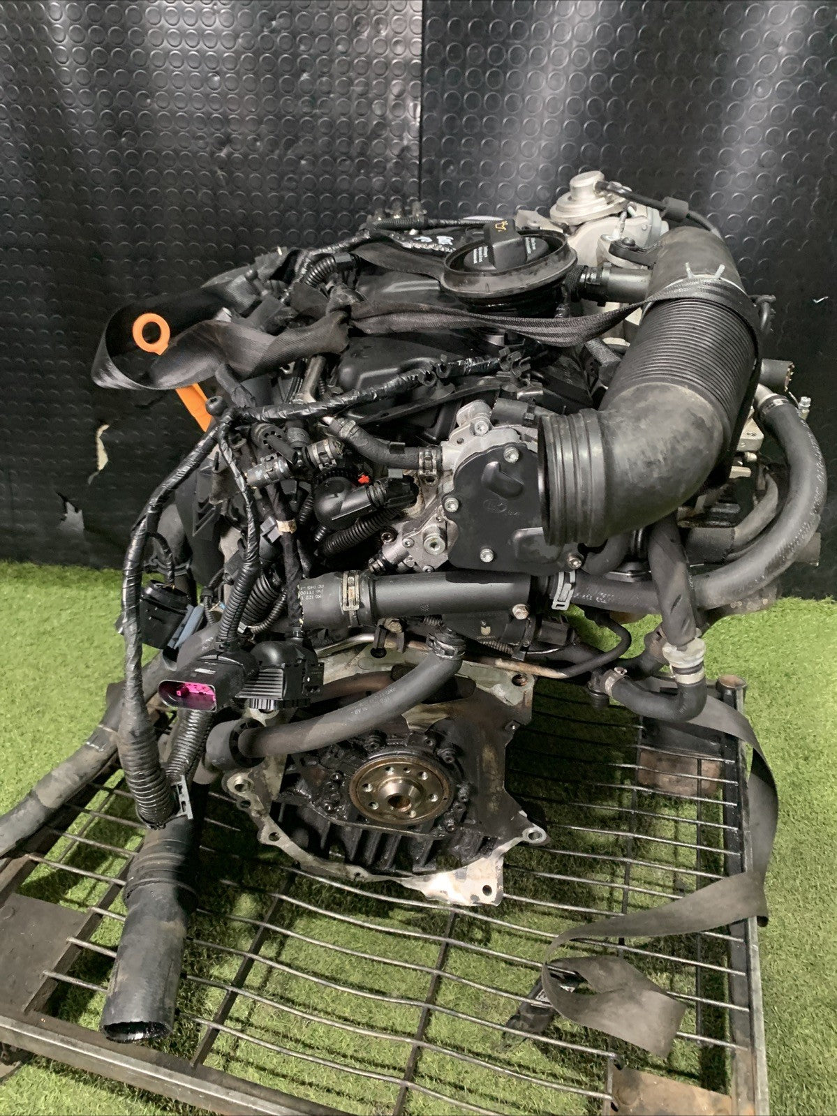 MOTORE COMPLETO PER VOLKSWAGEN Golf 5 Berlina BKC Diesel 1.9 (03>08)