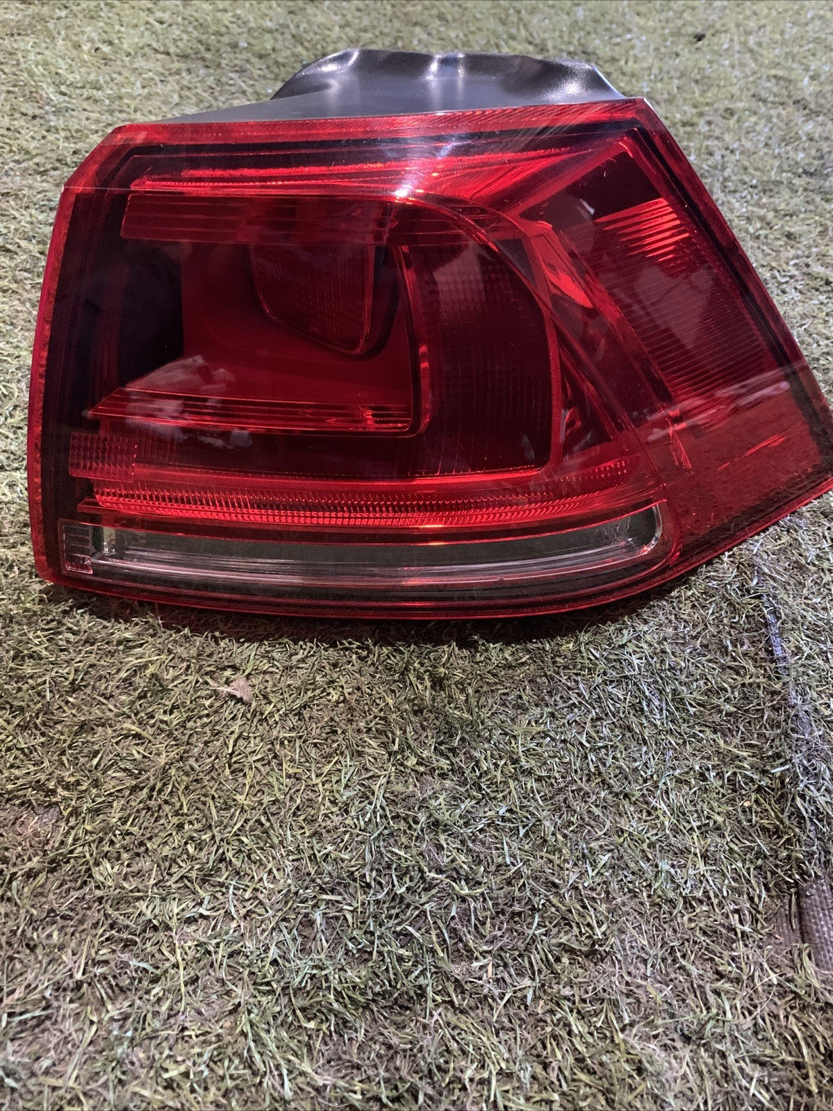 STOP FANALE POSTERIORE DESTRO PER VOLKSWAGEN Golf 7 Berlina 5G0945096M