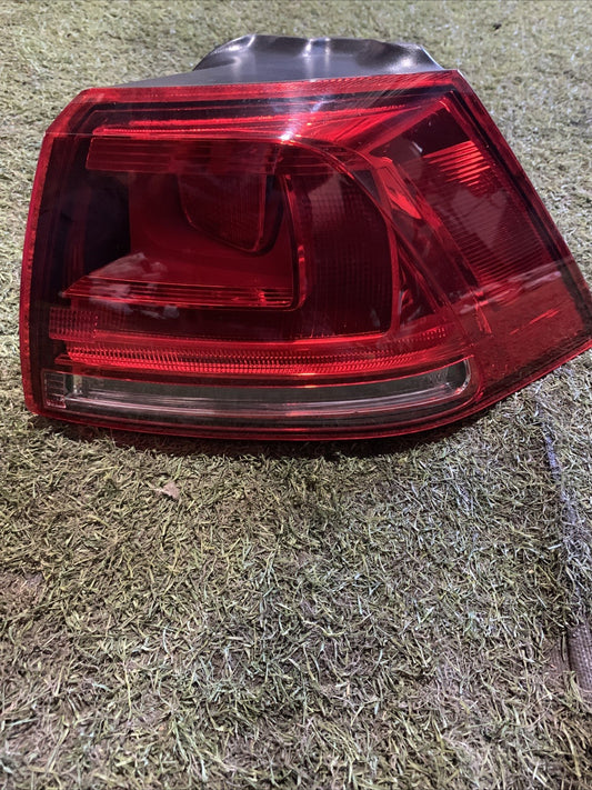 STOP FANALE POSTERIORE DESTRO PER VOLKSWAGEN Golf 7 Berlina 5G0945096M