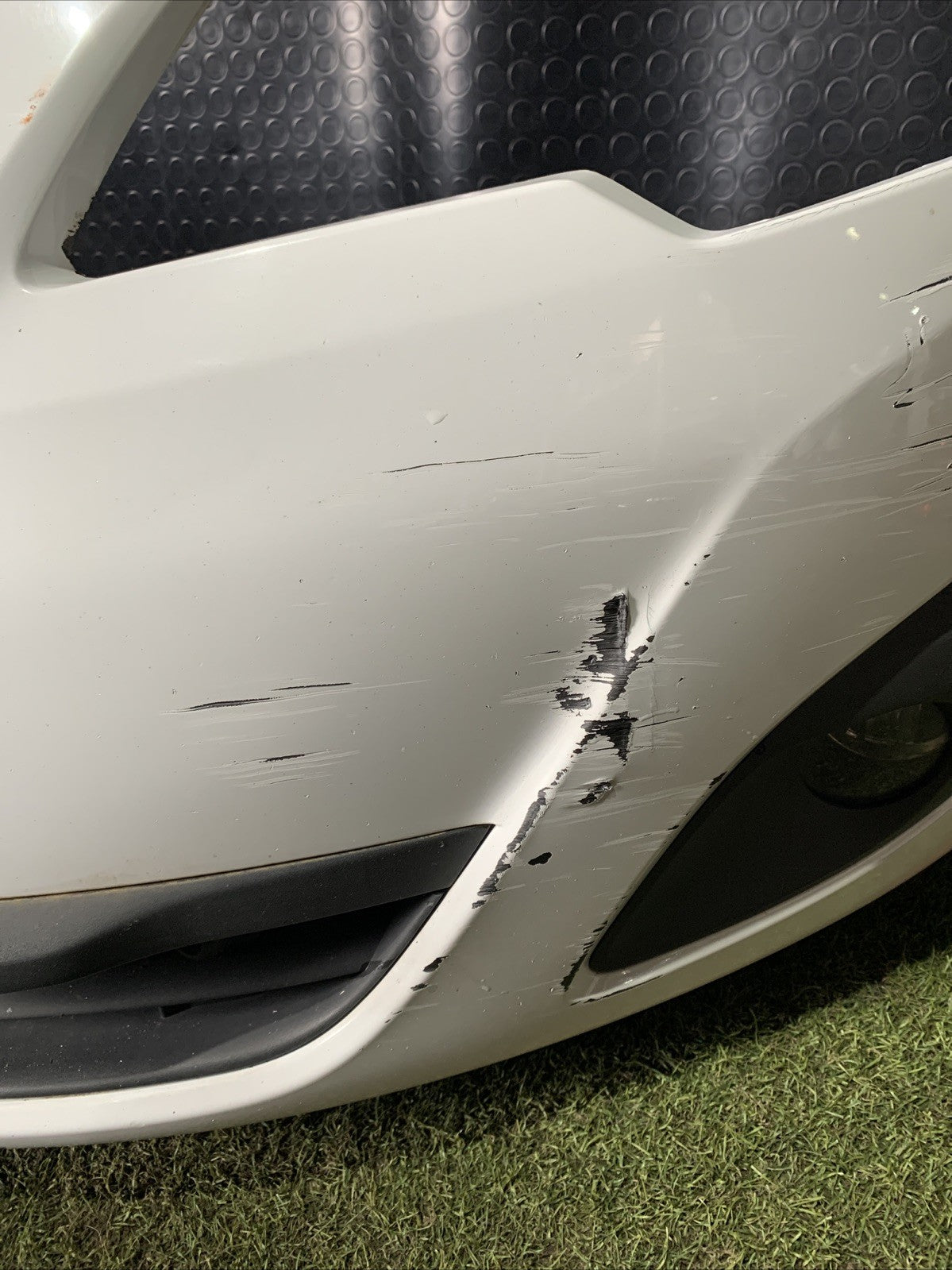 PARAURTI ANTERIORE PER OPEL Meriva 3° Serie 13475836 (10>)