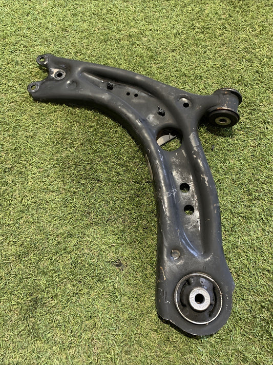 Braccio Oscillante Anteriore Sinistro Volkswagen T-Roc 2023 1.0 Benzina 