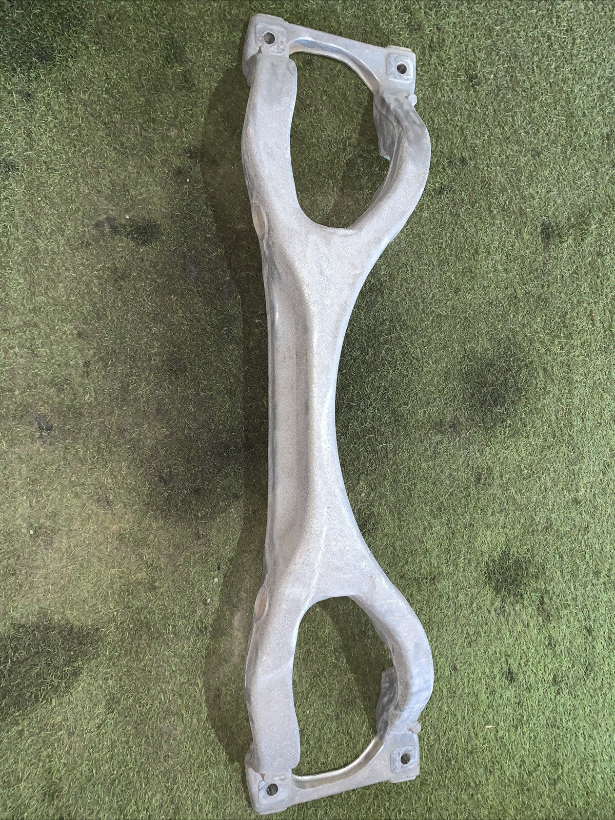 7L8512369 SUPPORTO SOSPENSIONI POSTERIORI AUDI Q7 3.0 (2006)