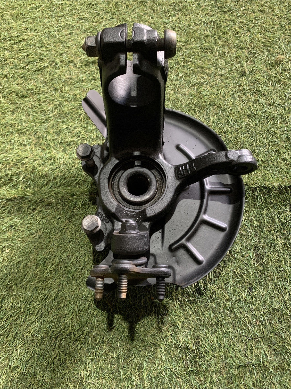 MOZZO MONTANTE FUSELLO ANTERIORE DESTRO AUDI A1 2010 1.6 DIESEL 6C0407256A