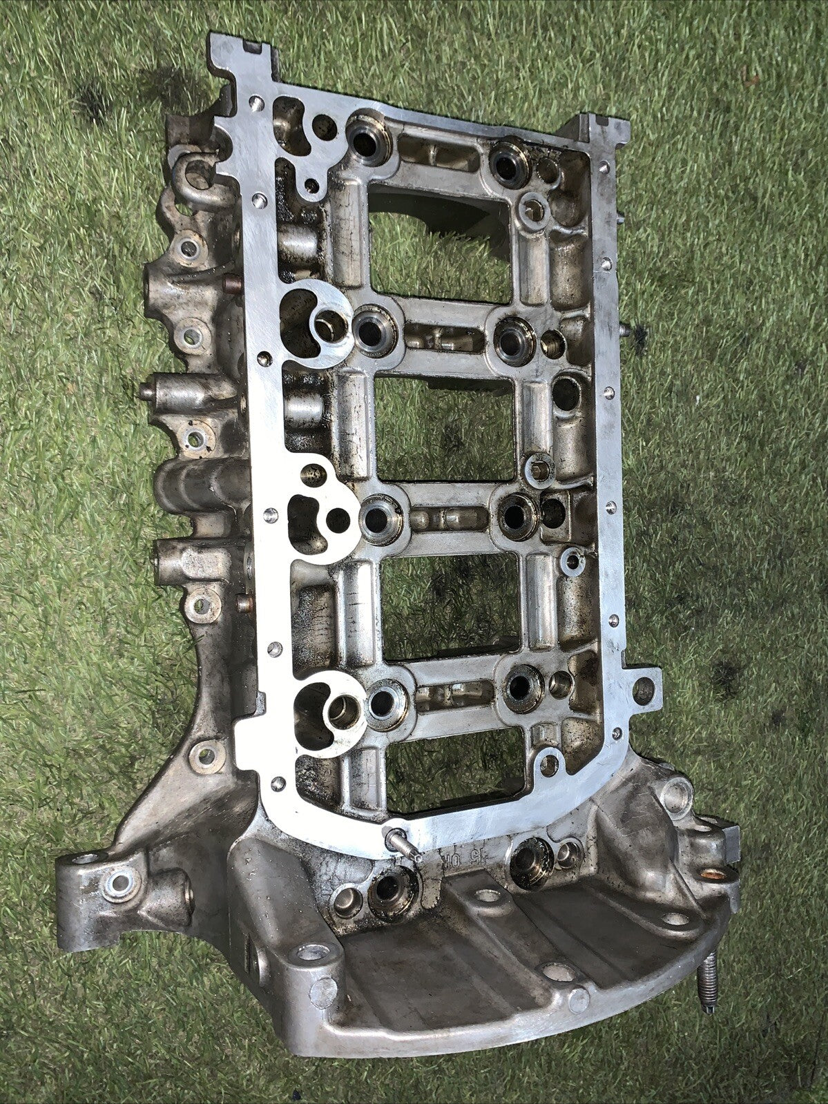 Basamento Alloggio Albero Motore Peugeot 2008 1.6 Diesel 9685737310