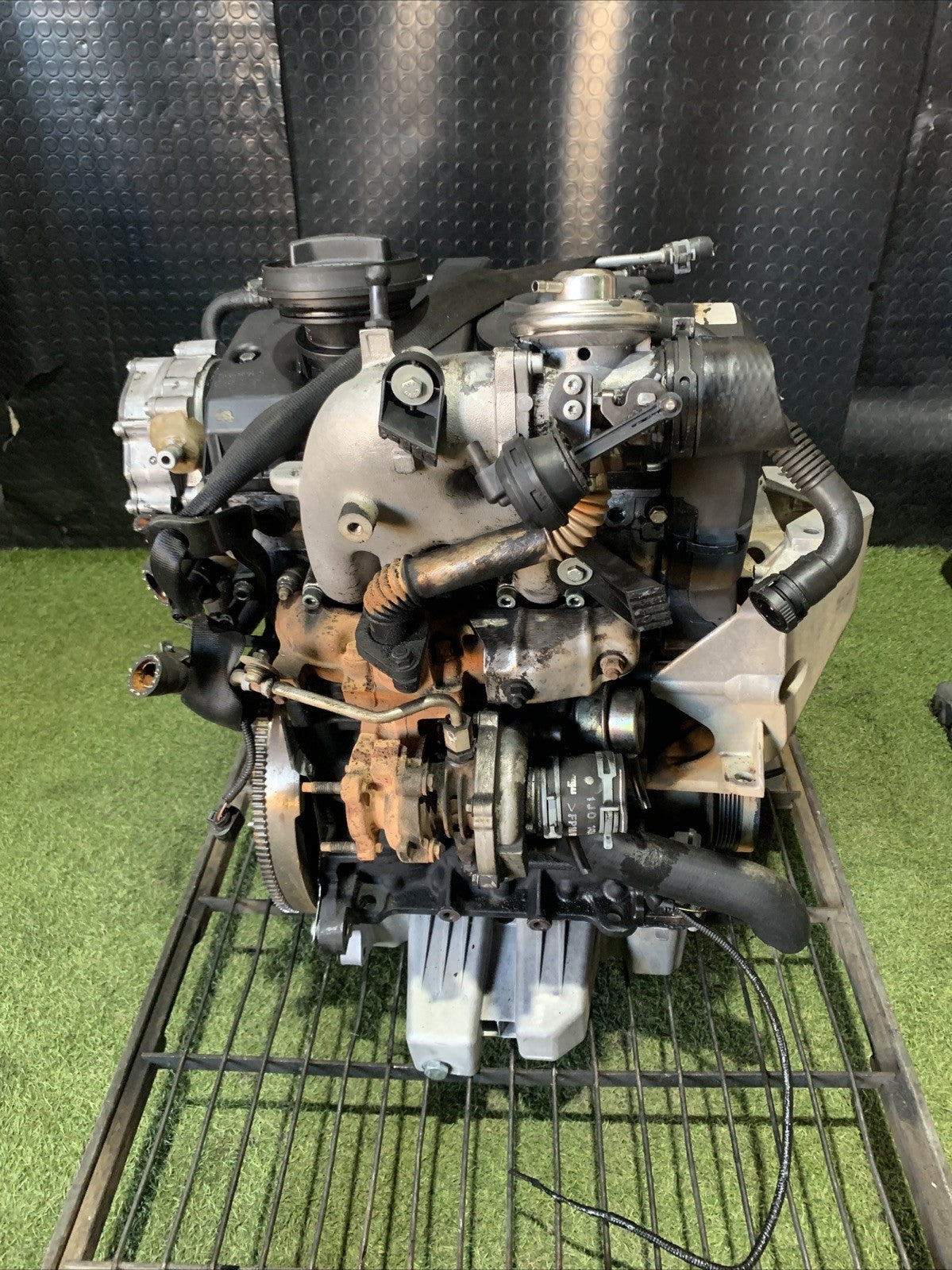 MOTORE COMPLETO  VOLKSWAGEN Polo 4° Serie BAY Diesel 1400 (01 09)