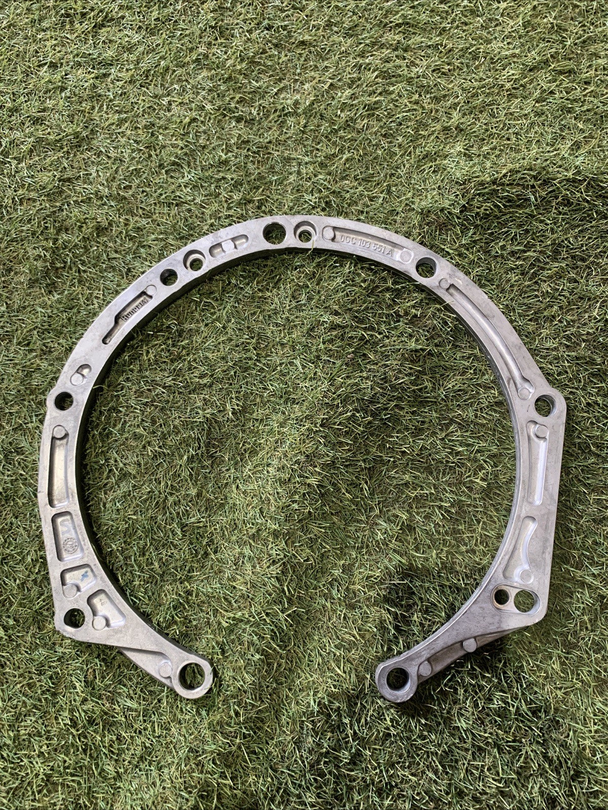 CARTER ANELLO DISTANZIALE FLANGIA CAMBIO Volkswagen Tiguan 2020 1.5 B 0GC103551A